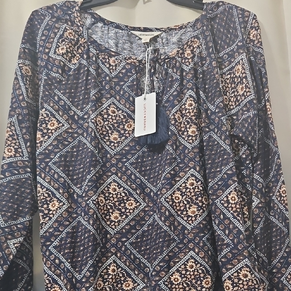 Lucky Brand Sunflower Design Navy and Cream Printed Blouse Medium NWT